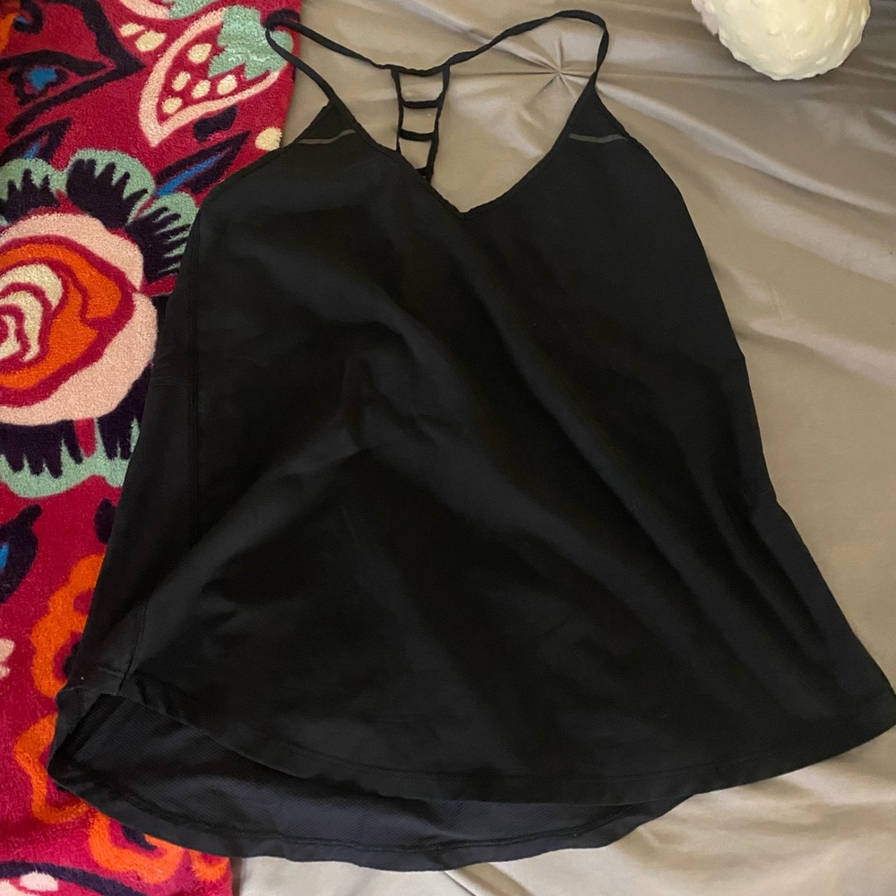 Lululemon tank top